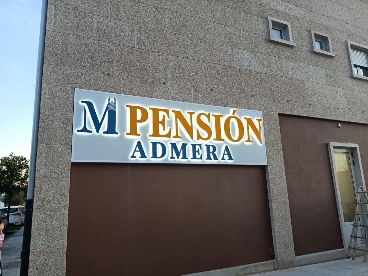 Pension Boutique Admera Сантьяго-де-Компостела Екстер'єр фото