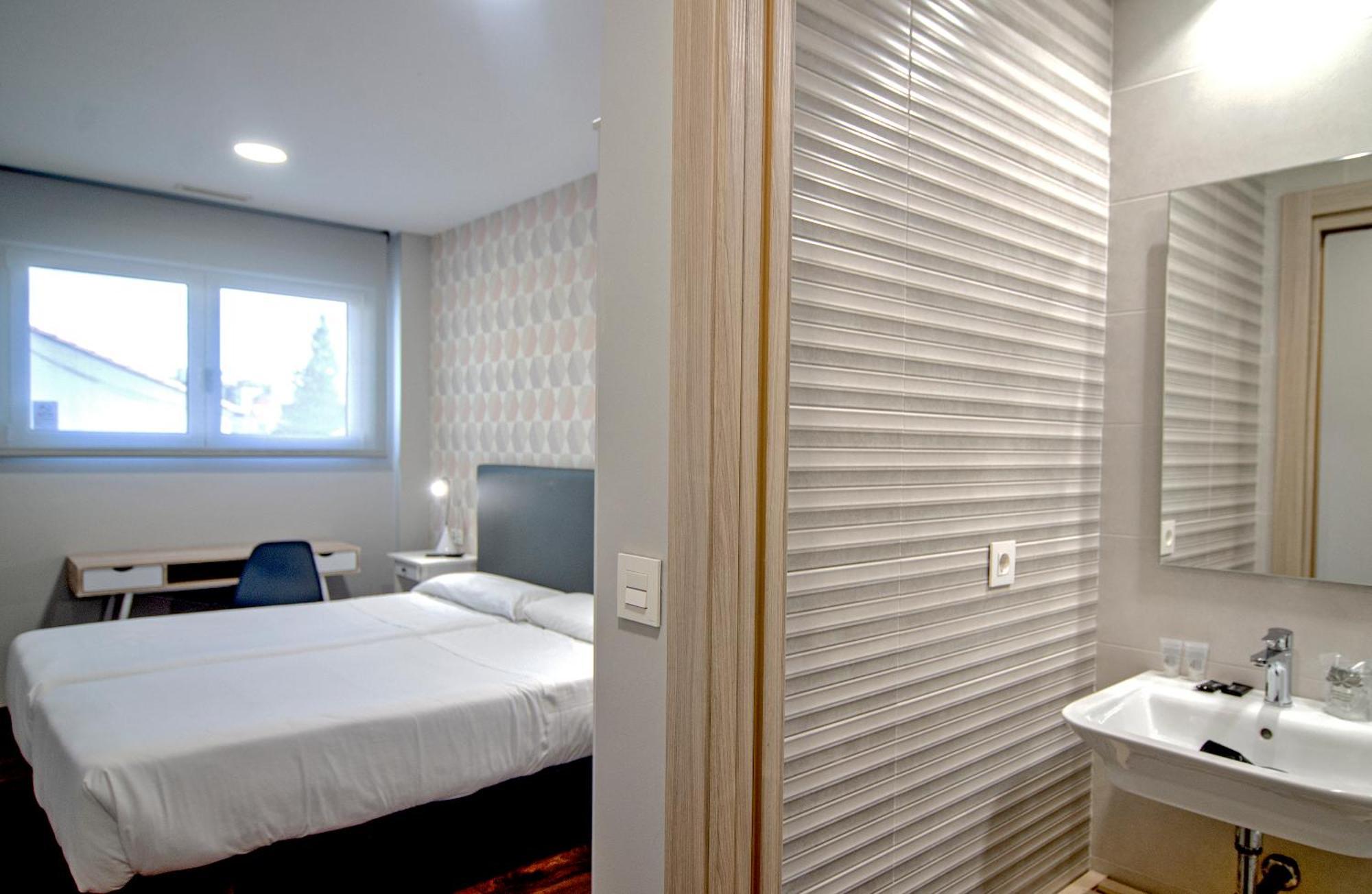 Pension Boutique Admera Сантьяго-де-Компостела Екстер'єр фото