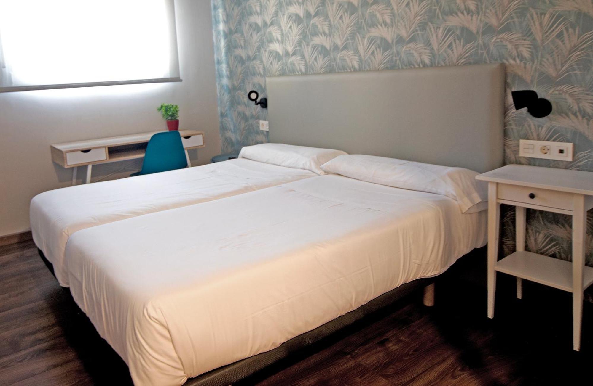 Pension Boutique Admera Сантьяго-де-Компостела Екстер'єр фото