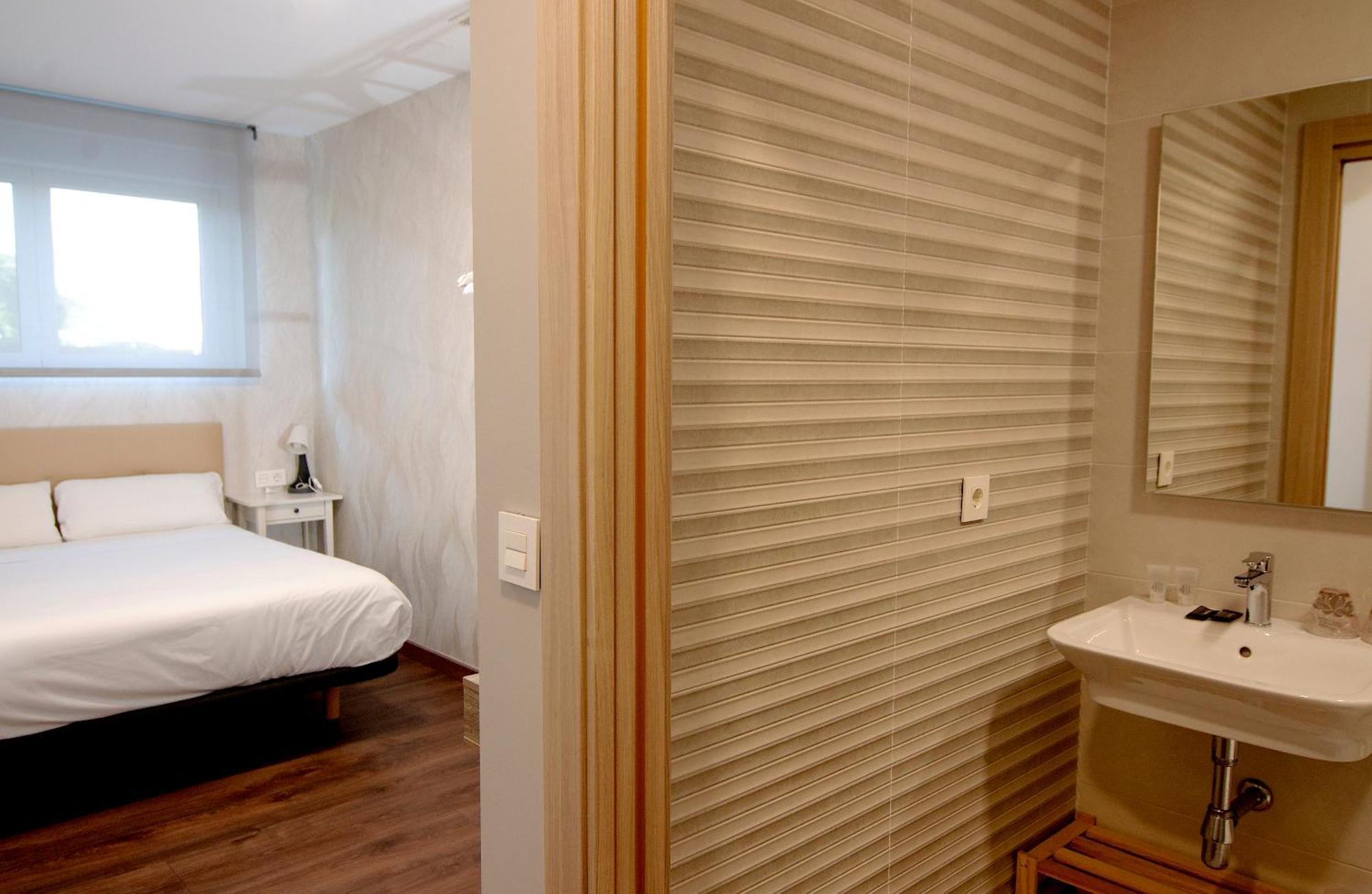 Pension Boutique Admera Сантьяго-де-Компостела Екстер'єр фото